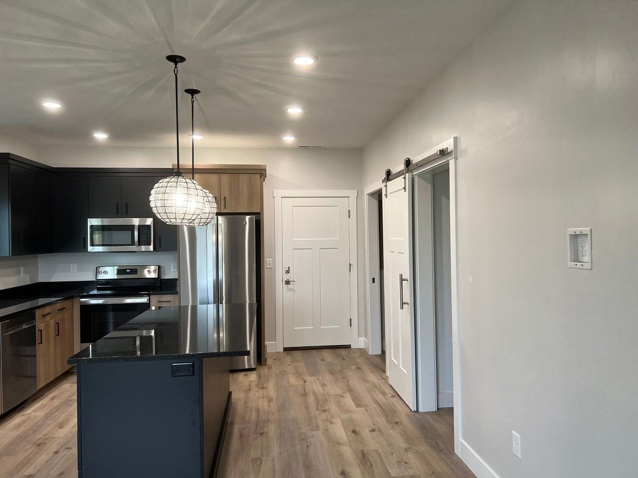 670 Baltoro Way - Photo 2 of 13