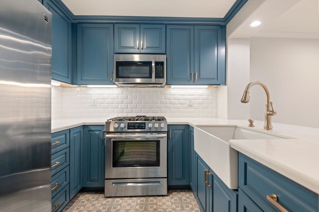 113 Por La Mar Cir - Photo 2 of 19