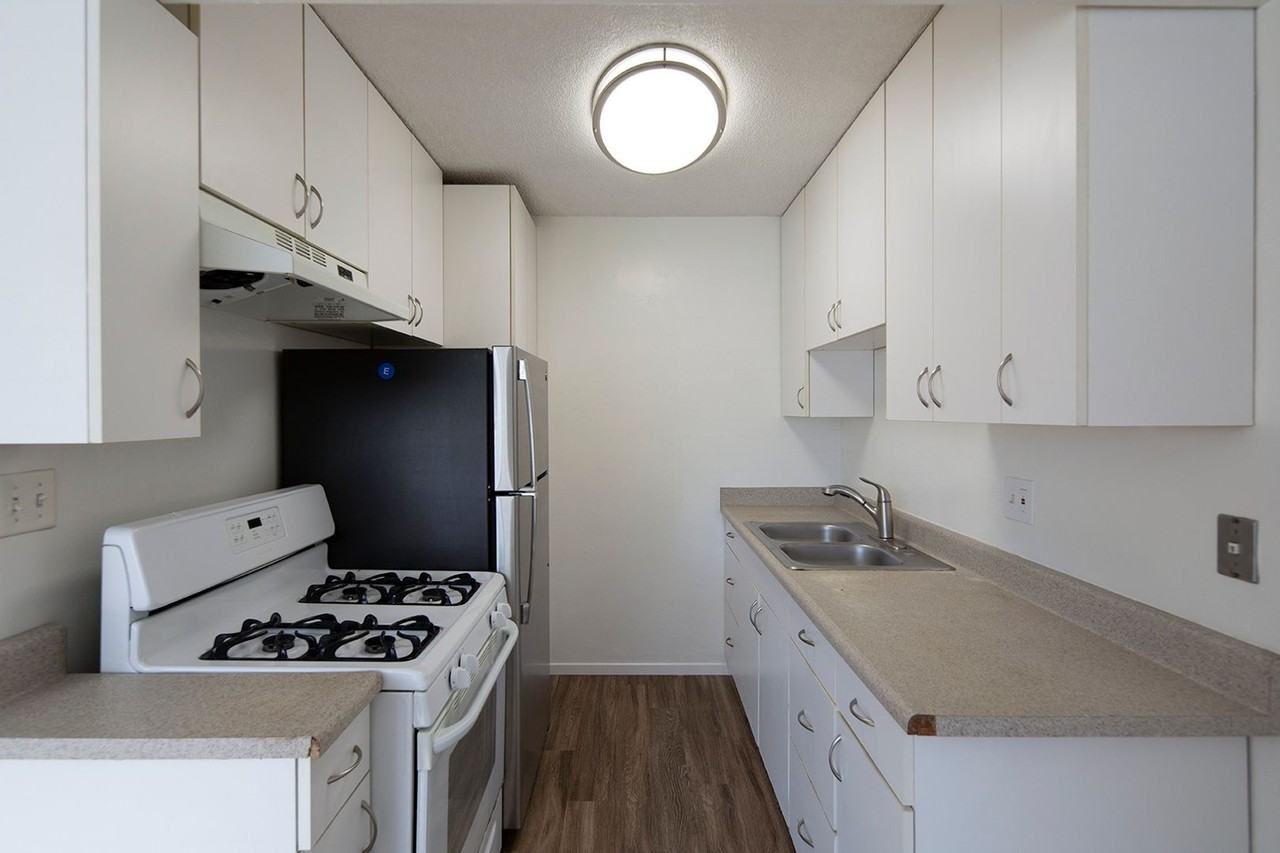4268 Valeta St - Photo 4 of 11