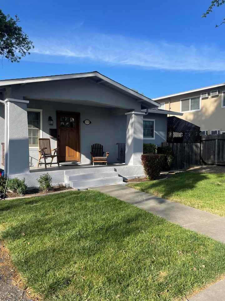 2126 1st St - Photo 2 of 23