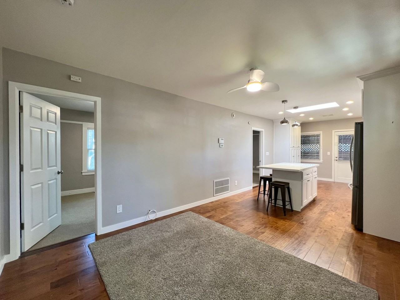 2126 1st St - Photo 5 of 23