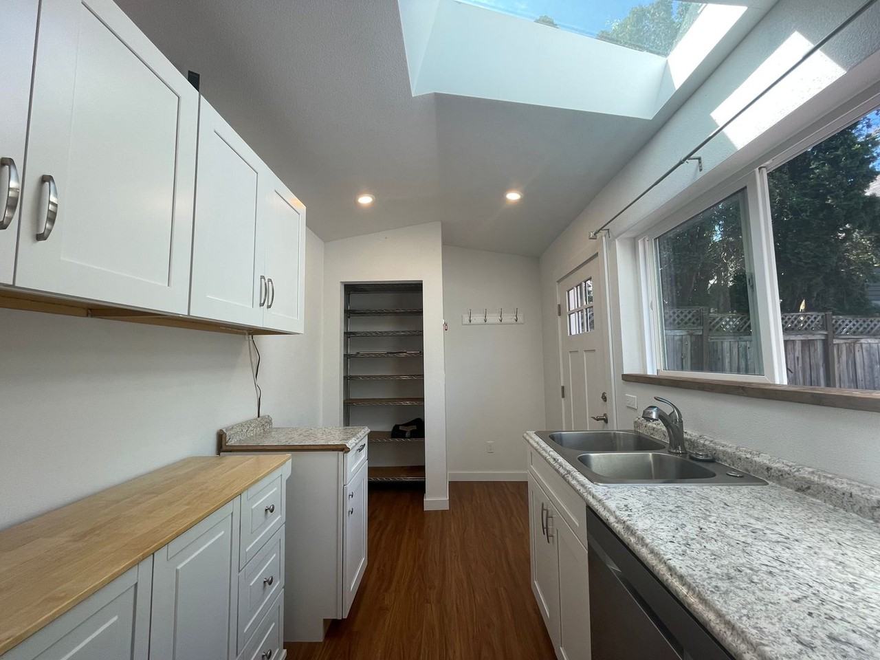 2006 Ne 50th Ave #B - Photo 2 of 19