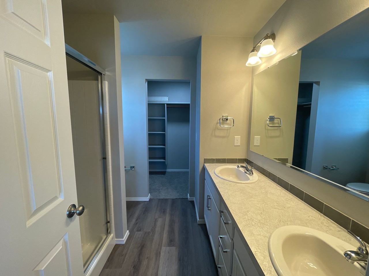 5214 Clearfield Ct - Photo 7 of 50