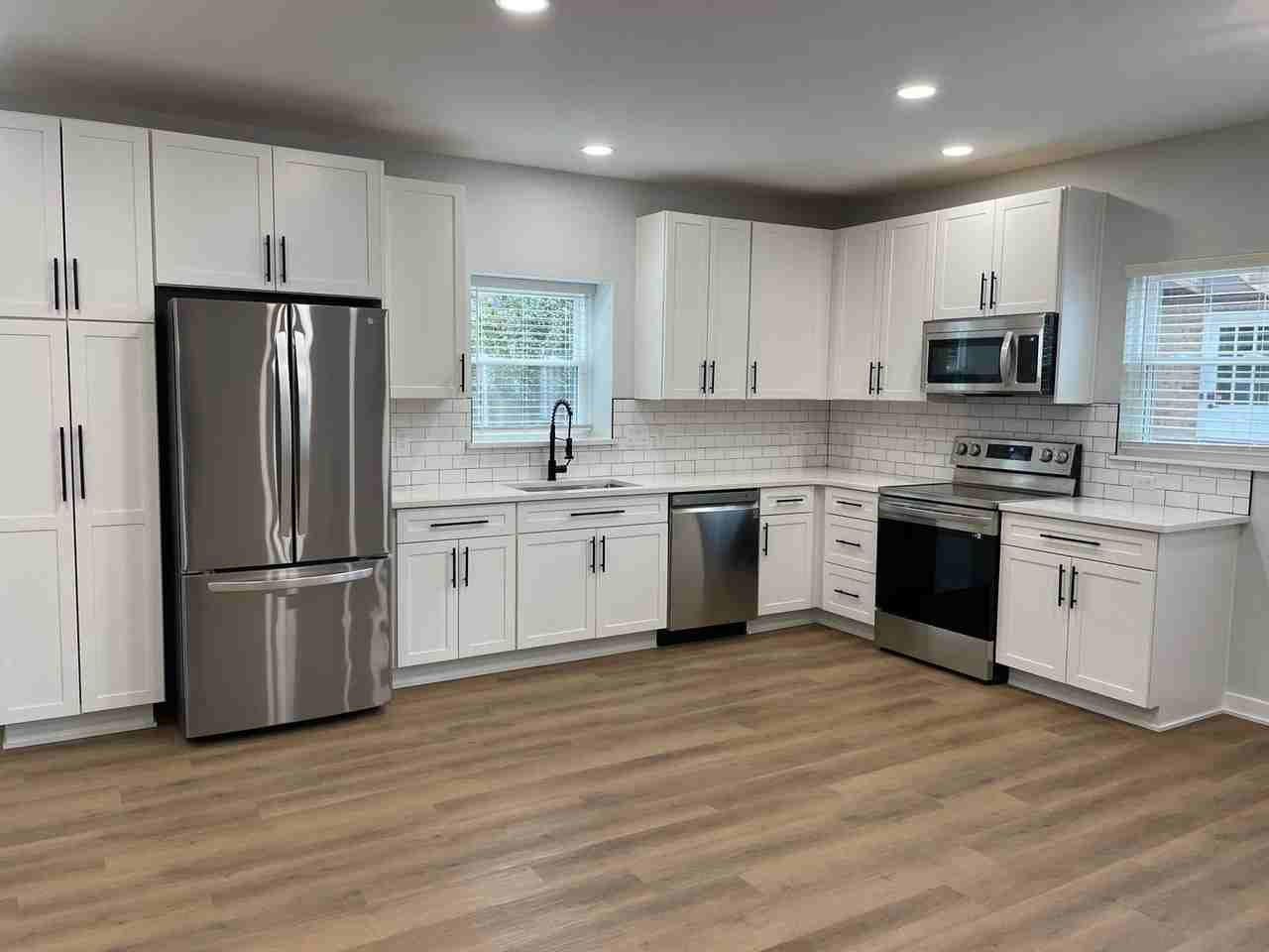 5705 Telfair Rd - Photo 2 of 23