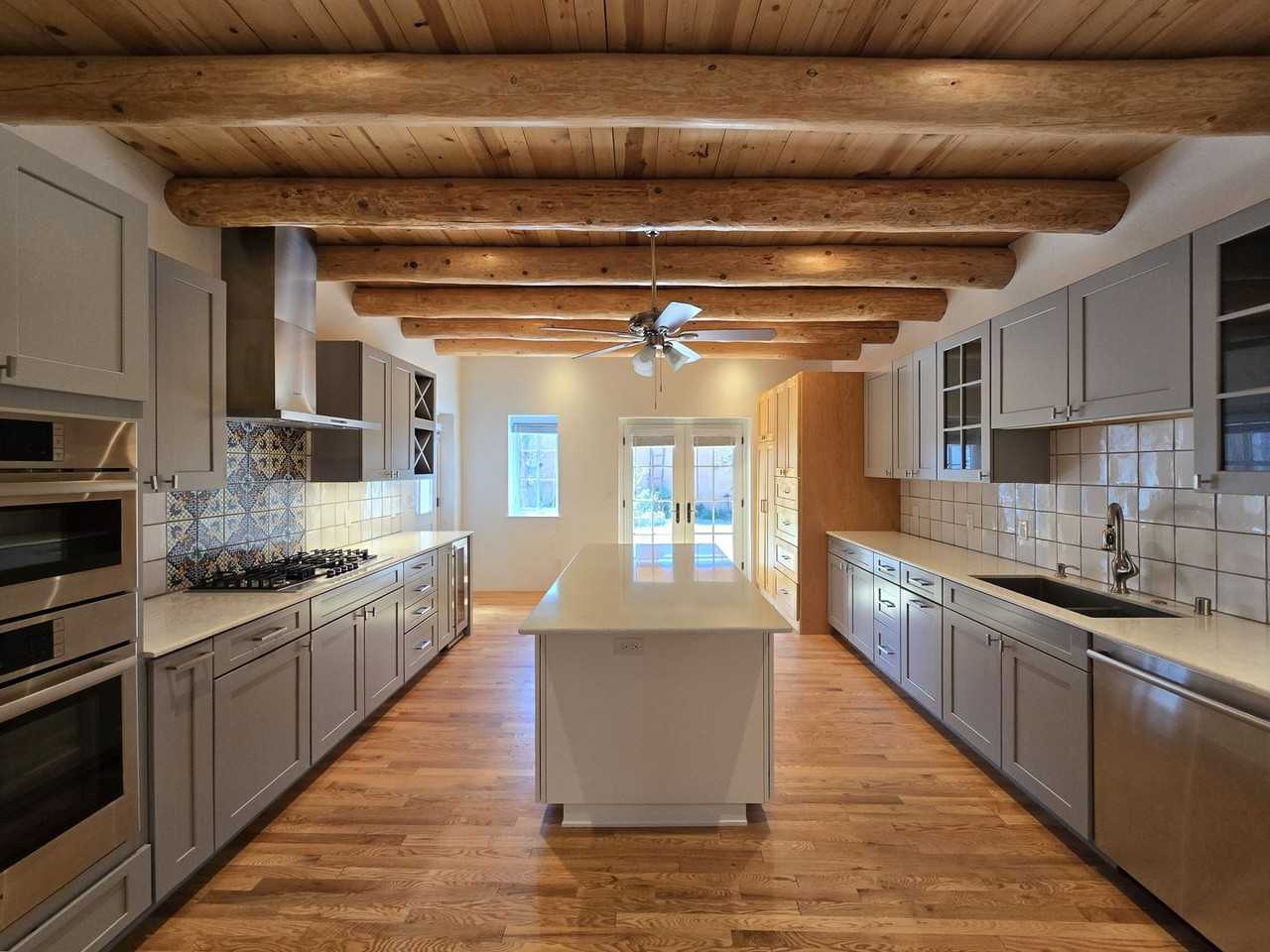 314 Garcia St - Photo 3 of 36