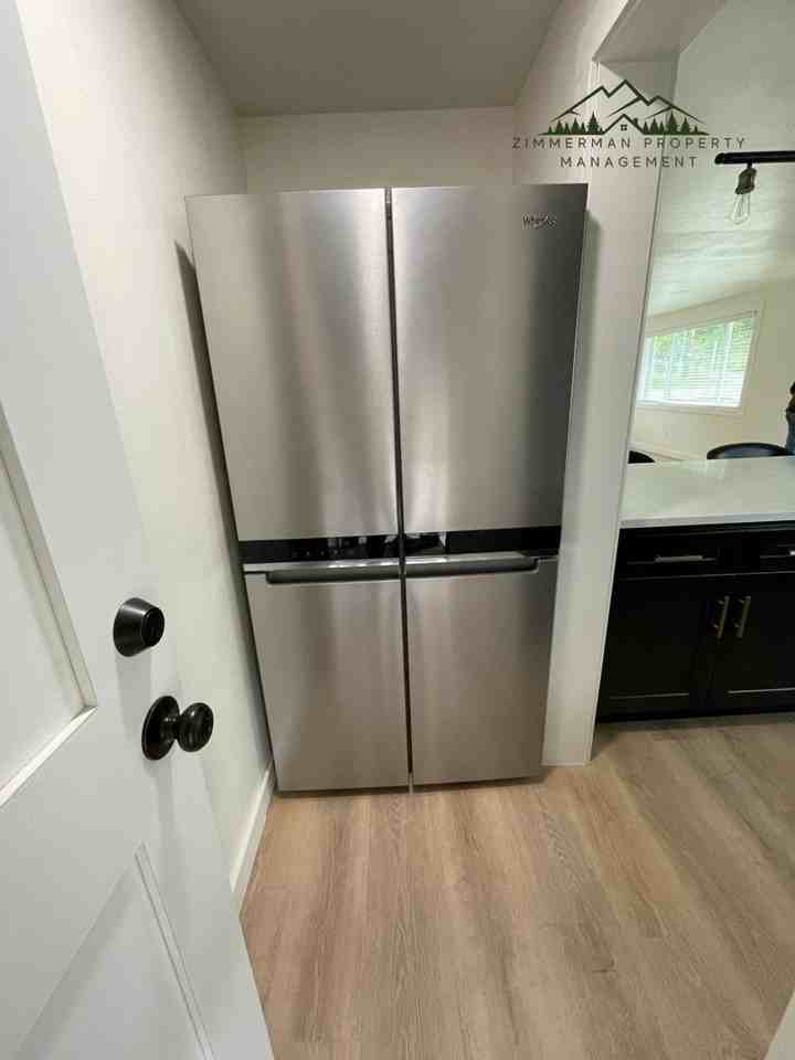 287 E 3rd St - Photo 4 of 13