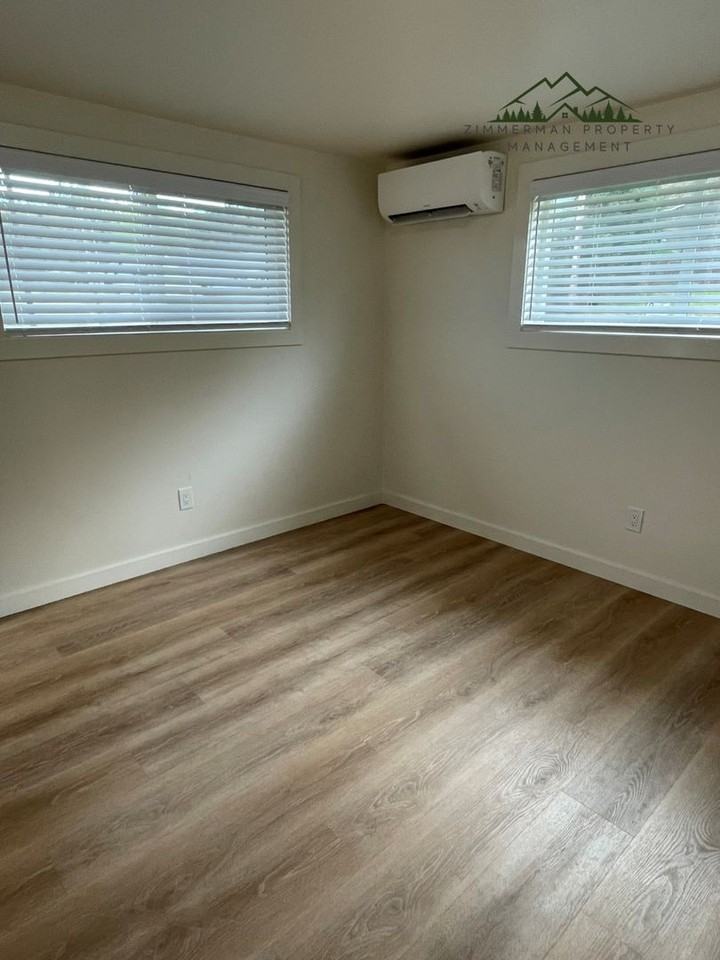 287 E 3rd St - Photo 7 of 13