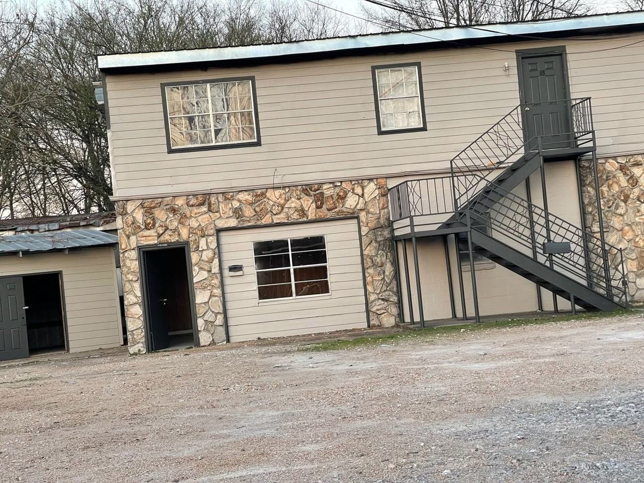 Triangle Apartments - Photo 3 of 20