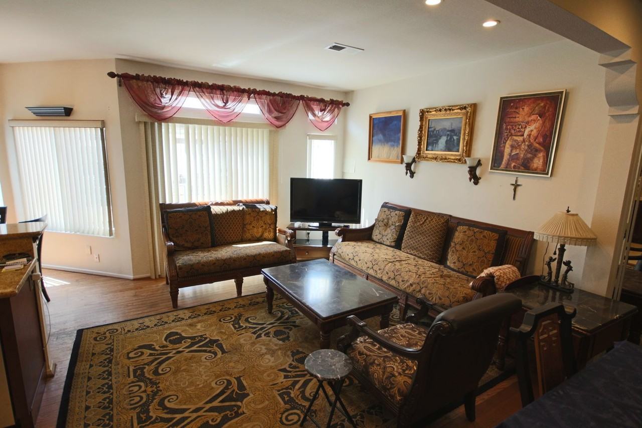 7130 Calabria Ct #D - Photo 7 of 27