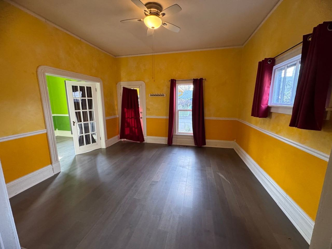 2216 Se 43rd Ave - Photo 3 of 24