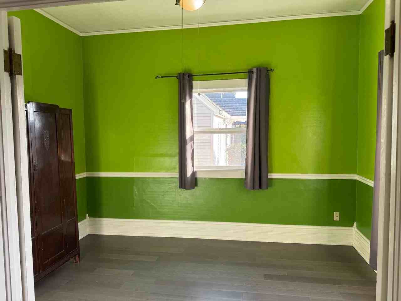2216 Se 43rd Ave - Photo 5 of 24