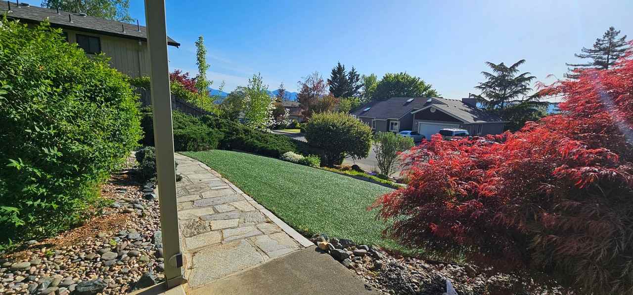 807 Ne Oregon Ave - Photo 4 of 43