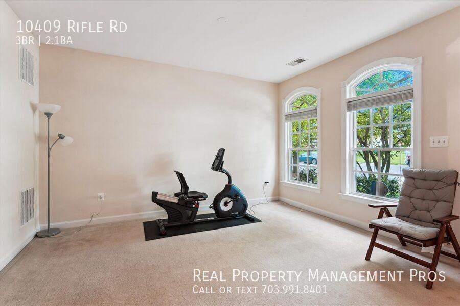 10409 Rifle Rd - Photo 3 of 28