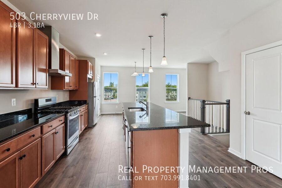 503 Cherryview Dr - Photo 2 of 20