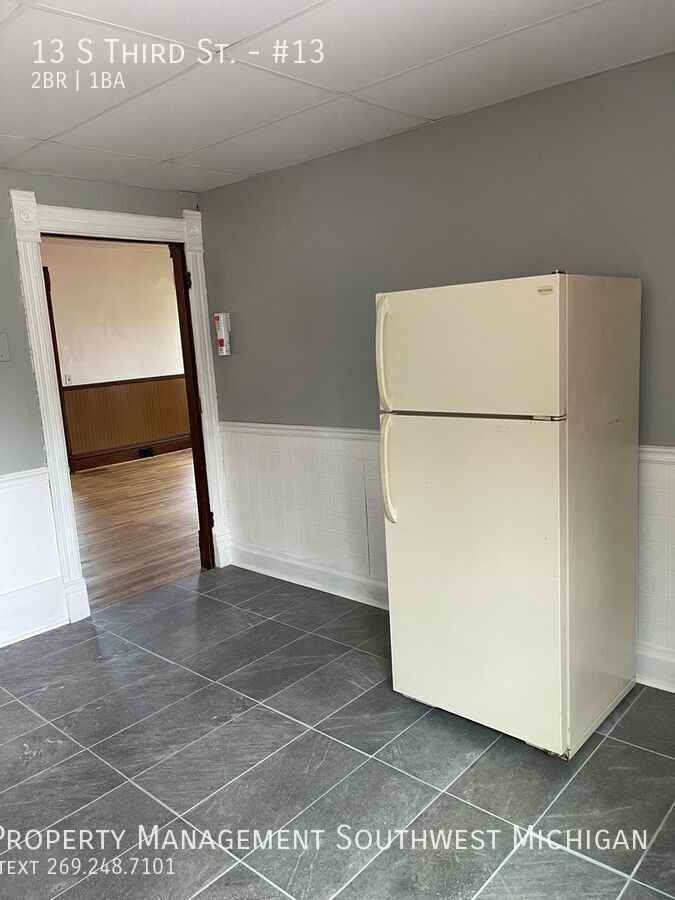 13 S 3rd St #13 - Photo 3 of 9