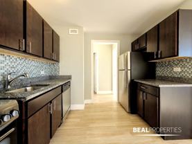 447 West Barry Avenue #8 - Photo 1 of 1