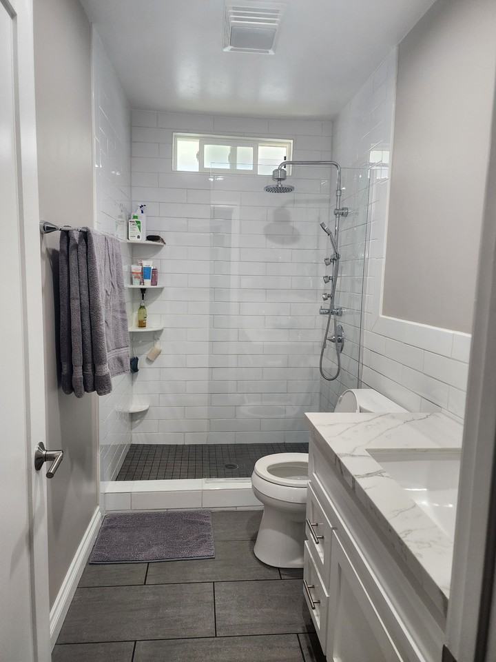 406 E Buckthorn St #NA - Photo 6 of 22