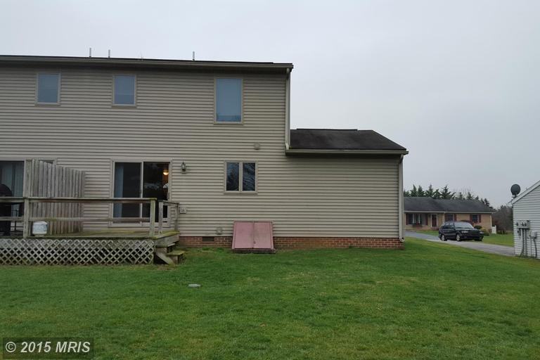 1525 Paulmark Ave - Photo 2 of 7