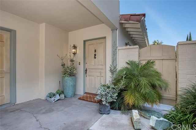 122 Via Ithaca - Photo 3 of 56