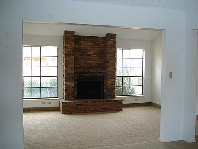 7223 Fuller Cir - Photo 2 of 4