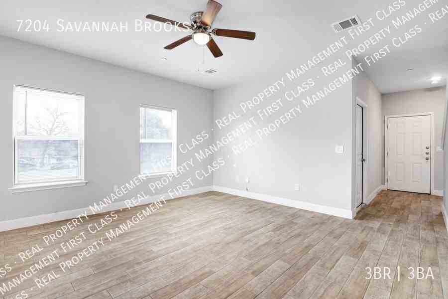 7204 Savannah Brks - Photo 6 of 27