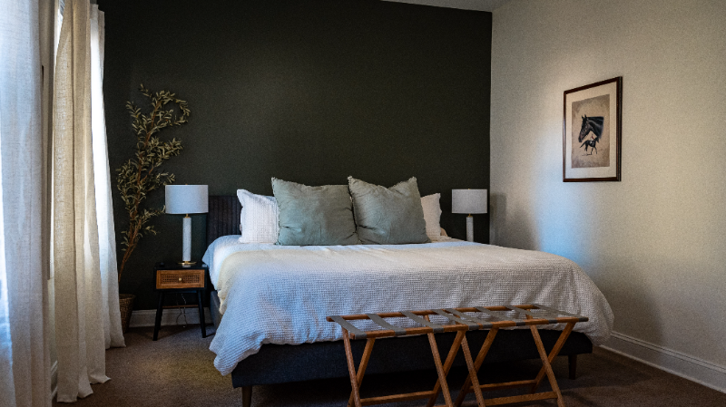 836 Marshall Street - Photo 2 of 37