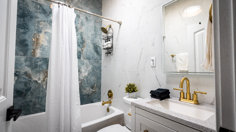 836 Marshall Street - Photo 3 of 37