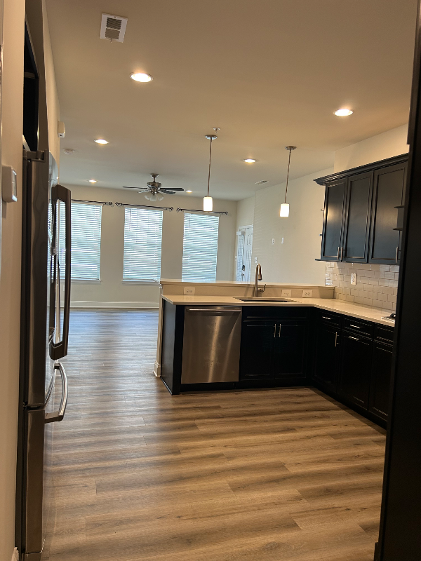 7511 Crowley St #B - Photo 4 of 18