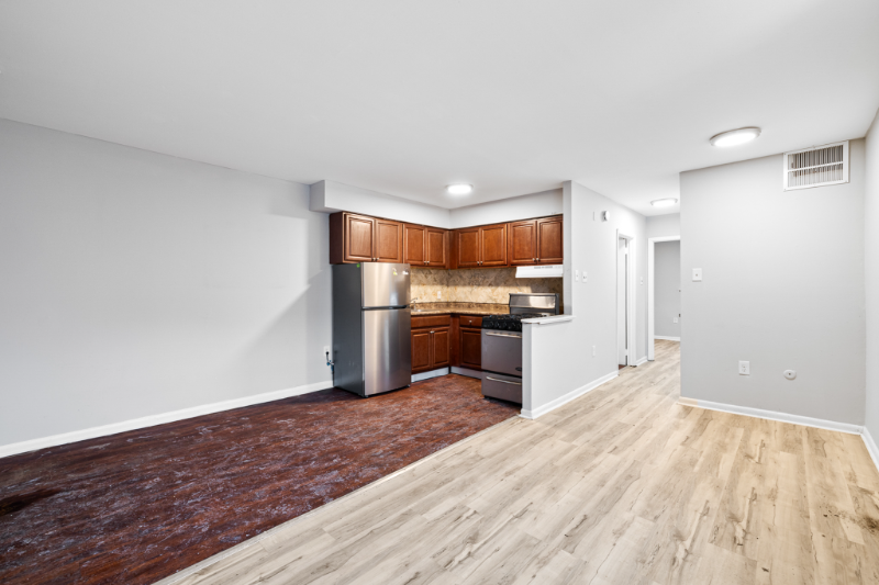 4511 N Lawrence St #1 - Photo 2 of 12