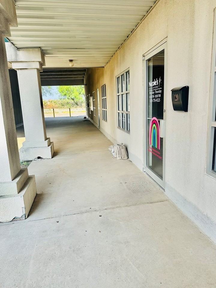 N Veterans Blvd - Photo 7 of 10