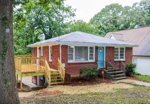 748 Charlotte Pl Nw #B - Photo 1 of 1