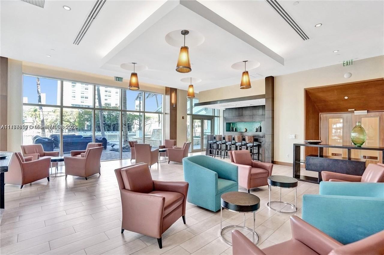 41 Se 5th St #2206 - Photo 5 of 50