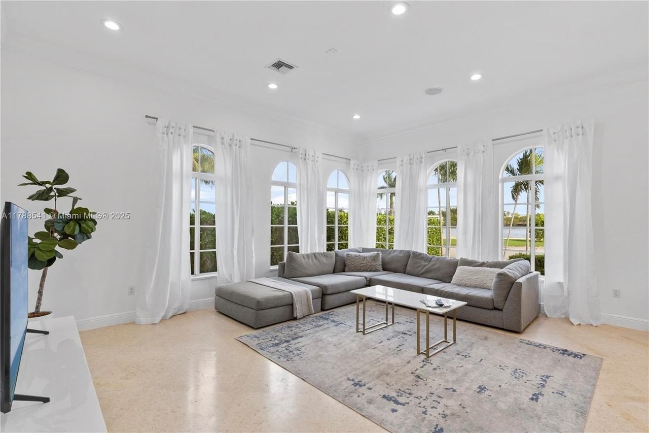 1223 Jackson Street - Photo 7 of 50