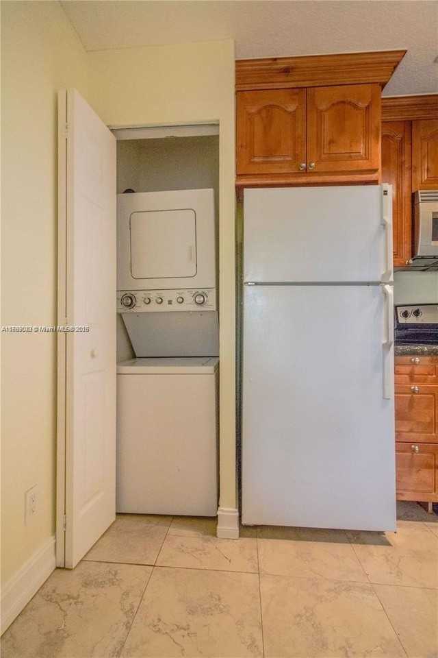 1155 Coral Club Drive #1155 - Photo 6 of 37