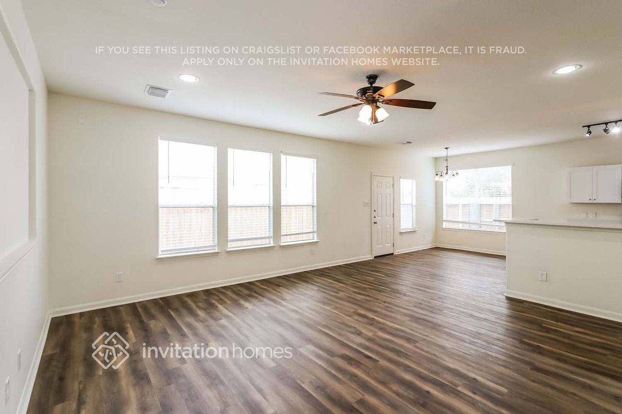 29622 Legends Bluff Dr - Photo 4 of 18