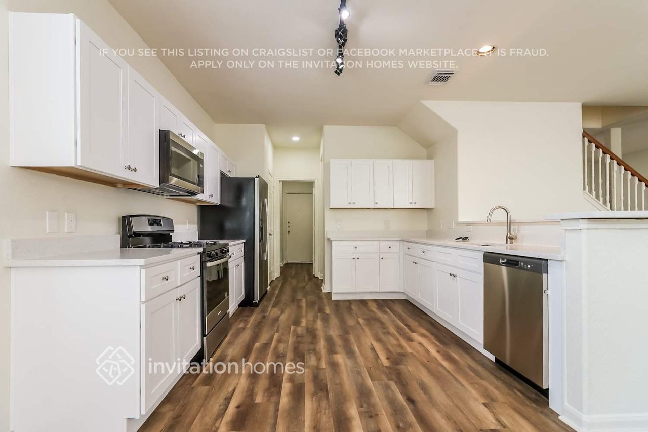 29622 Legends Bluff Dr - Photo 6 of 18