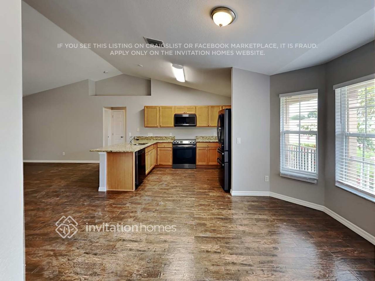 25208 Palisade Rd - Photo 7 of 20