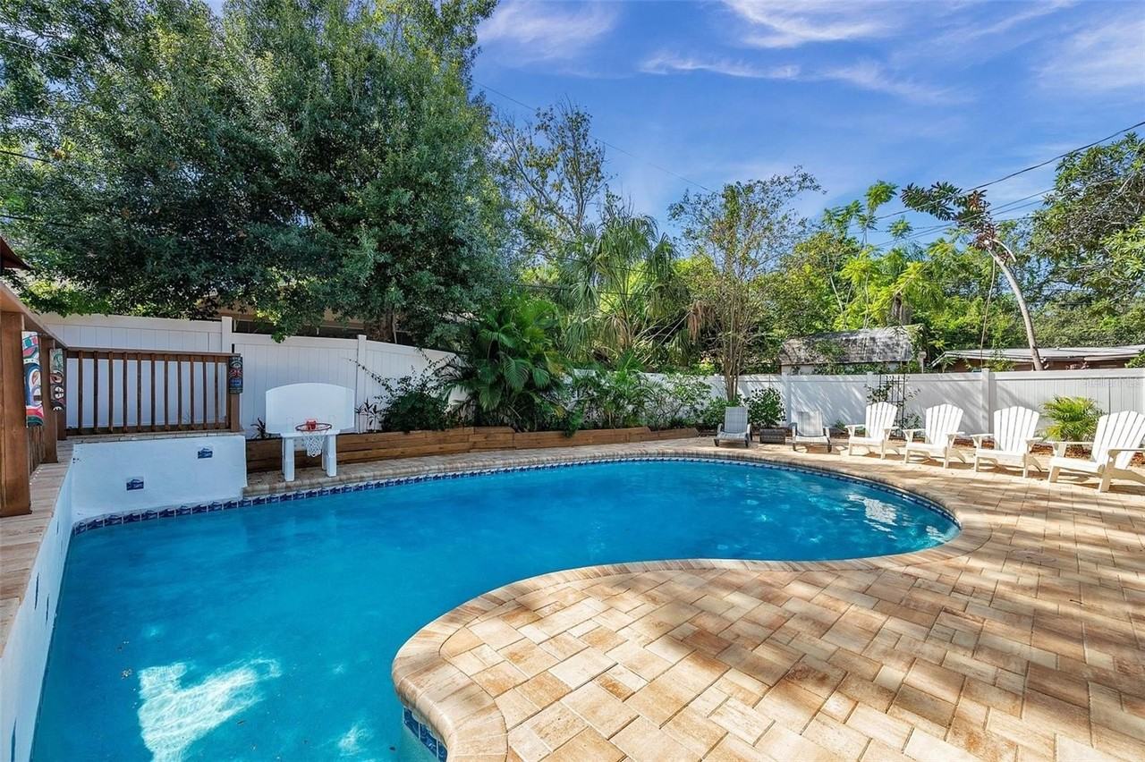 1261 12th Ct Sw - Photo 3 of 50