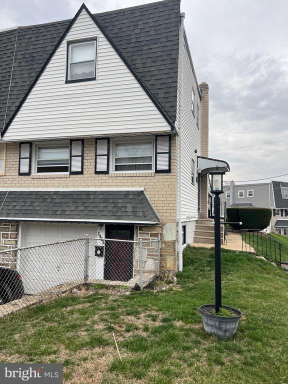 2823 Chase Rd - Photo 2 of 15