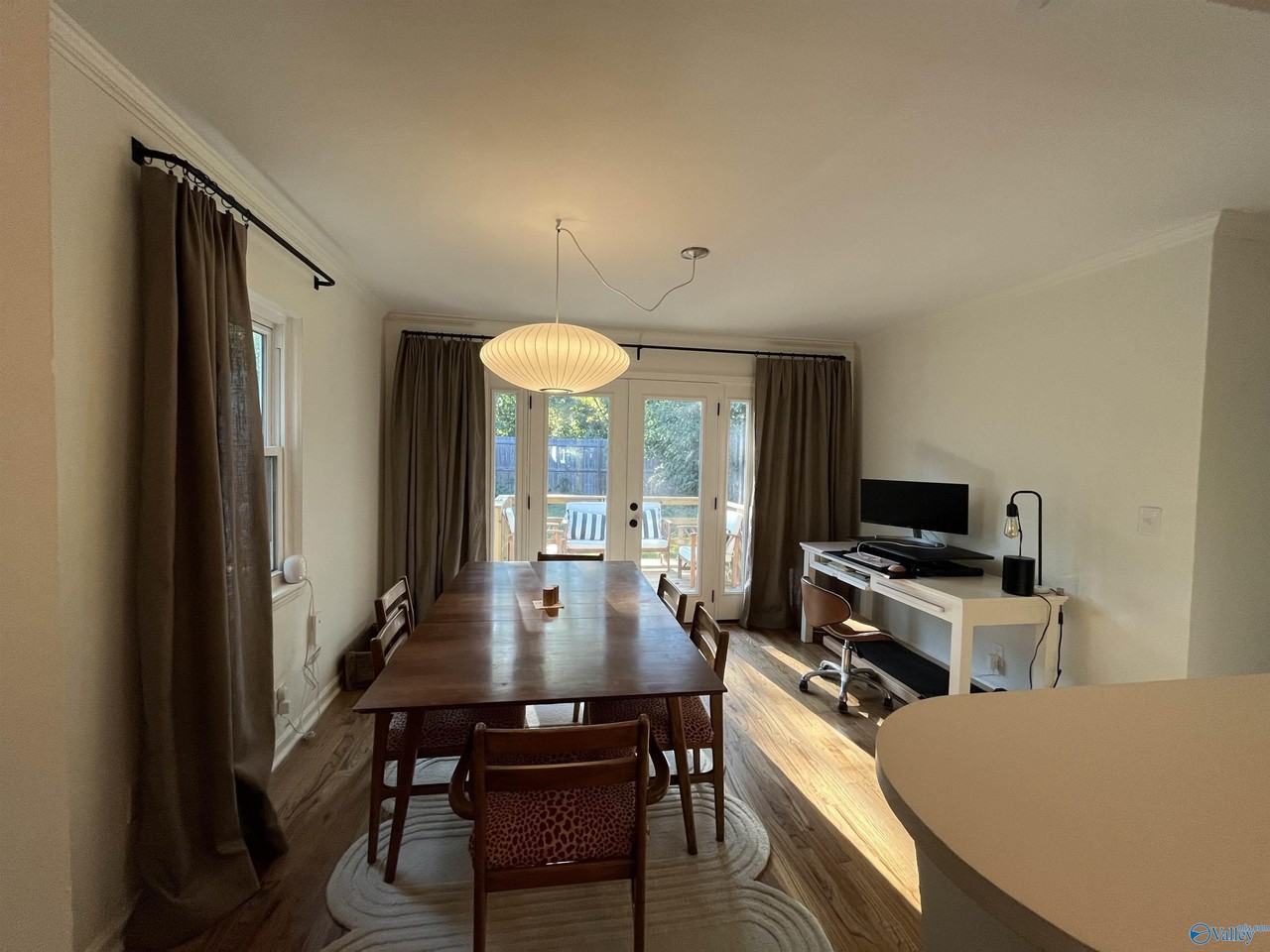 2024 Summer St Sw - Photo 5 of 10