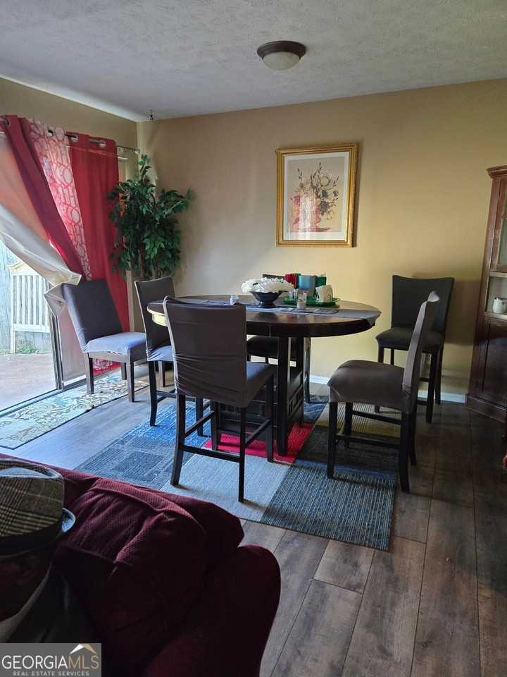 22 Fairview Dr - Photo 7 of 24