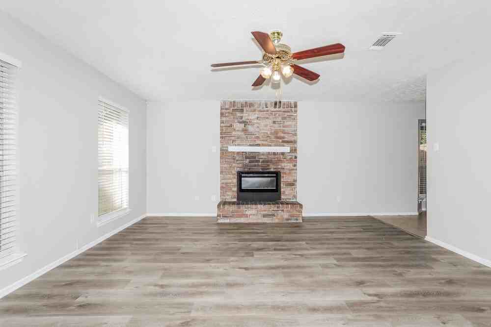 4510 Tylergate Dr - Photo 3 of 15
