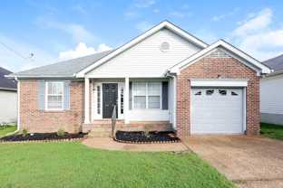 121 Cloverfield Ct - Photo 1 of 1