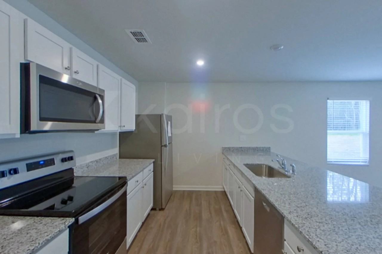 316 Ironwood Ct - Photo 3 of 19