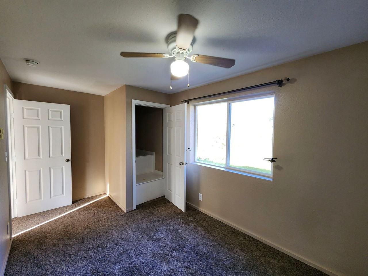 636 Pleasant Ave #2 - Photo 7 of 11