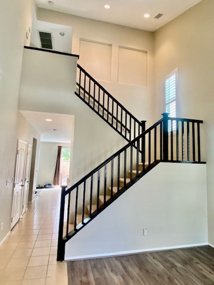 3212 Marrissey Ln - Photo 3 of 27