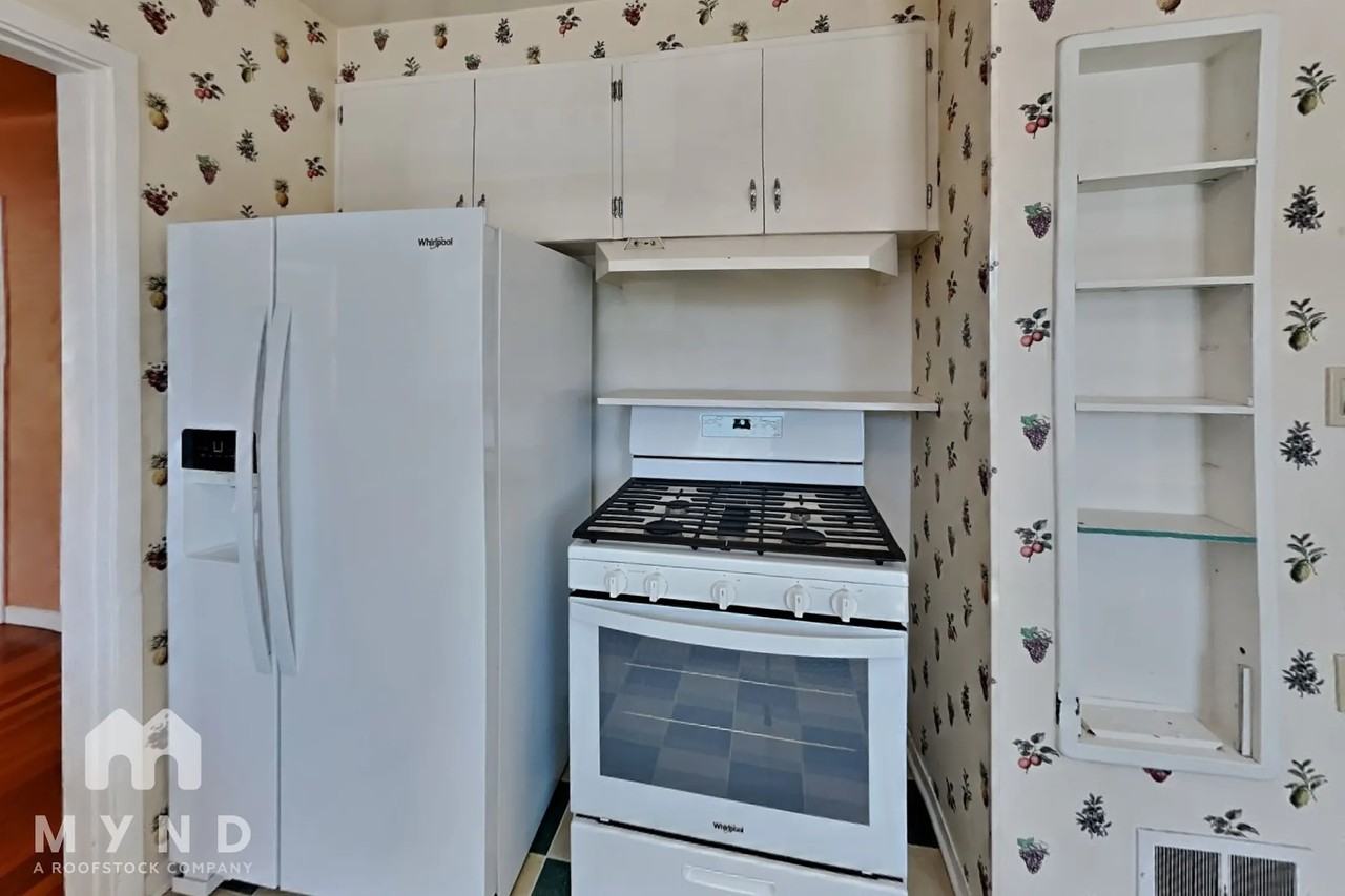 751 W Pueblo St - Photo 3 of 22