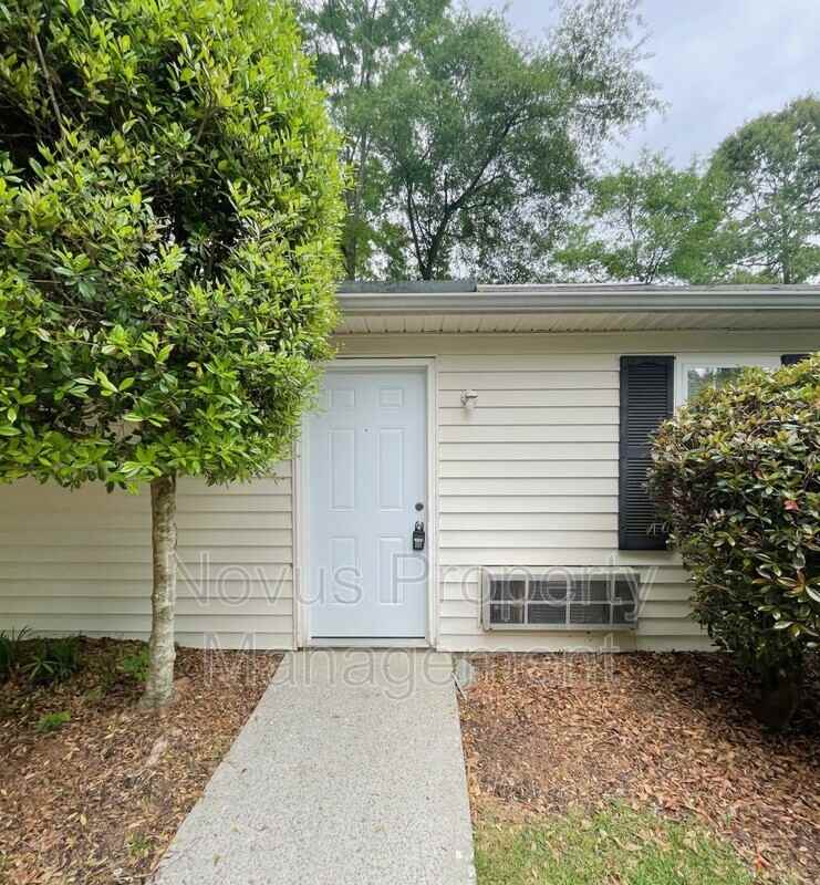 155 Bowen St #3 - Photo 4 of 13