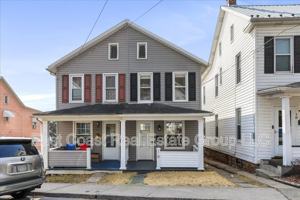 featured image of 16 Woods Ln
