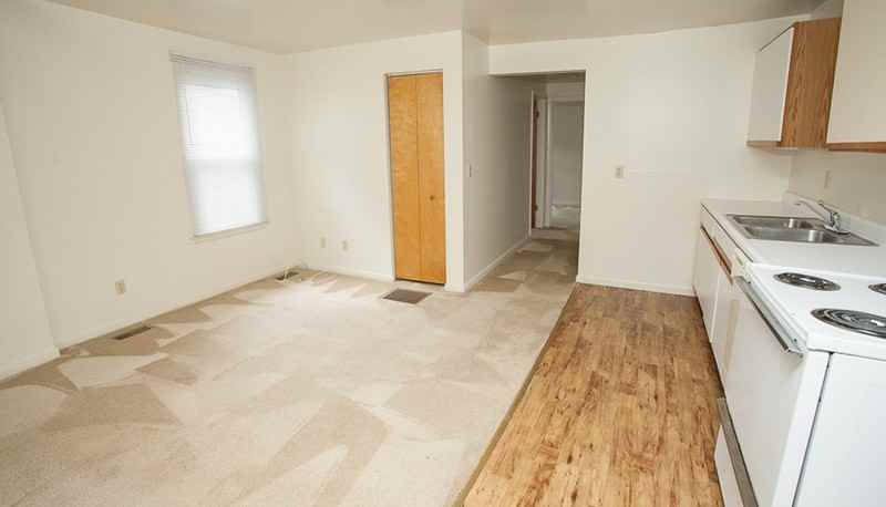 547 Layman Ave #1 - Photo 2 of 9